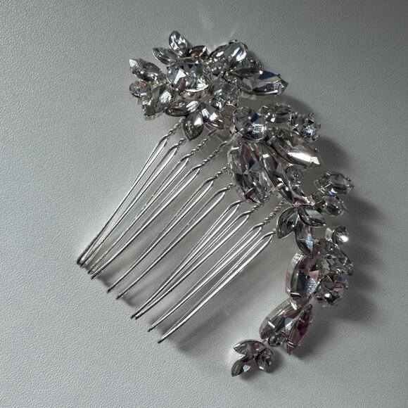 Brides and Hairpins Cameo Combo Hair Comb Pin (Silver) for Wedding! - Picture 2 of 3